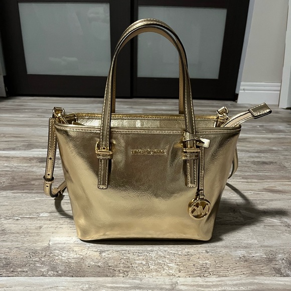 Michael Kors bag - Picture 1 of 13